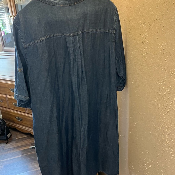 Philosophy Short Sleeved Dark Wash Chambray Denim Dress, XL - Picture 4 of 5